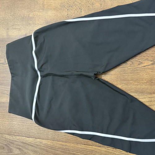 Black thick leggings size XL like new