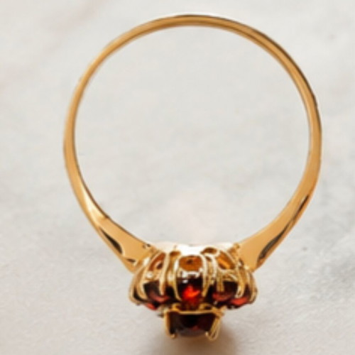 Vintage 18K Gold Rosette Ring with Garnet, Size 19