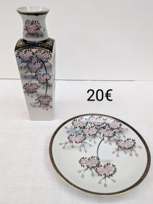 Japanese decorative vase and saucer like new, 1960s with blossoming almond tree and gold details