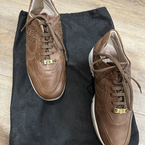 Classico leather shoes with strass, size 39, brown