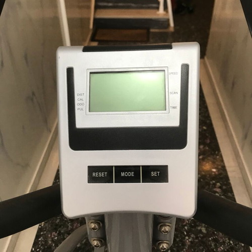 Elliptical Machine Pegasus K7.9H8 Like New