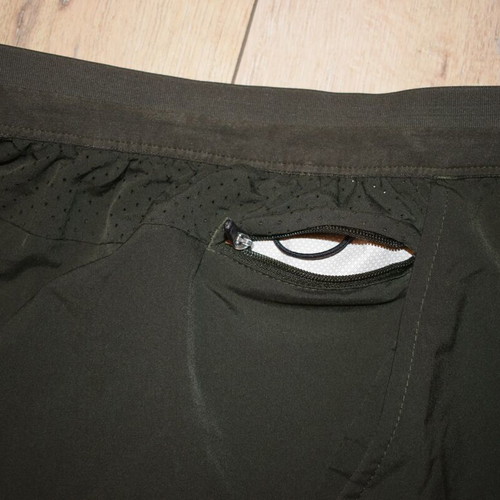 Nike Light Shorts Men size M used, green