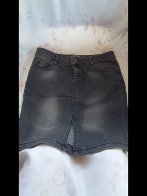 Zara gray denim skirt with slit like new, size S