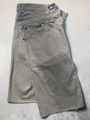 Nike SB Denim Shorts σαν καινούργια, μέγεθος M, μπεζ