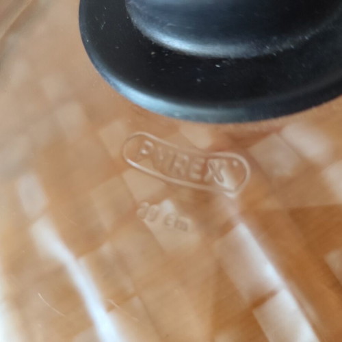 Pyrex glass lid Ø28cm used, oven safe without handle