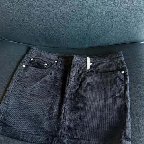 Mini skirt Gant black like new, size M 38 10