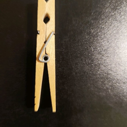 Clothespins new, pack of twelve wooden