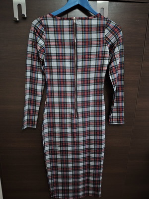 Glamorous plaid long-sleeve midi dress, elastic, size XS