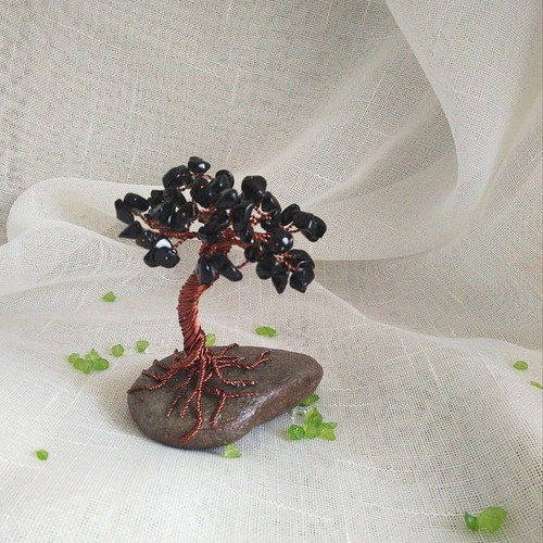 Wire miniature tree new with obsidian