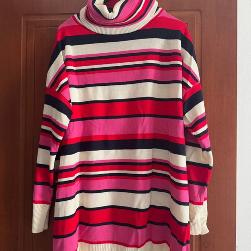 Karavan multicolor sweater like new