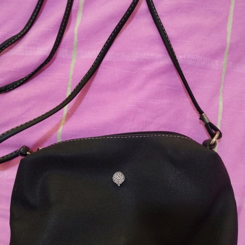 Thiros crossbody bag black like new