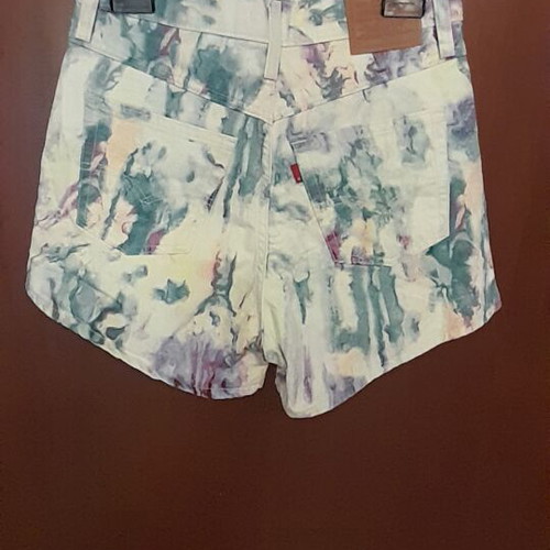 Levi's denim shorts, multicolor, size M