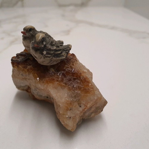 Decorative crystal with 2 birds like new
