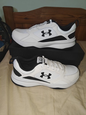 Under Armour Charged Edge αθλητικά παπούτσια, λευκά και μαύρα, μεγέθη 41-43-45
