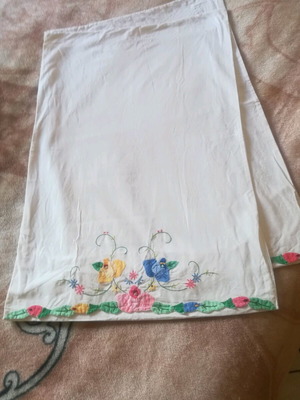 Ζεύγος μαξιλαροθήκες 68x44 cm με σχέδιο απλικασιον σαν καινούργιο