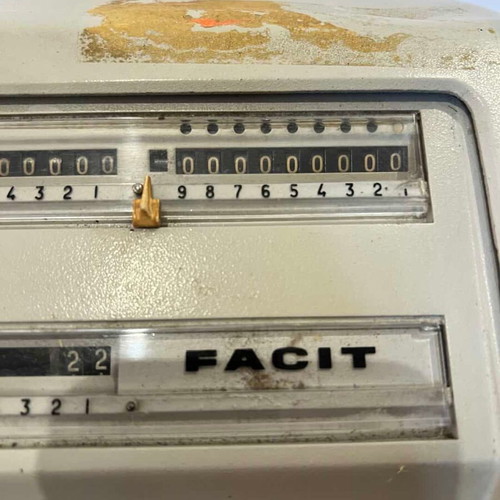 Facit Sweden CM2-16 mechanical calculator used, 1960s