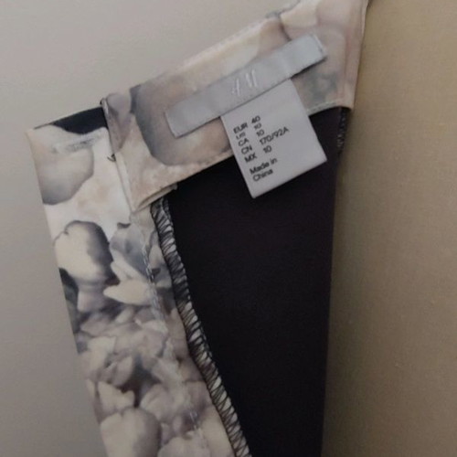 H&M dress new, size 40, blue with flower detail