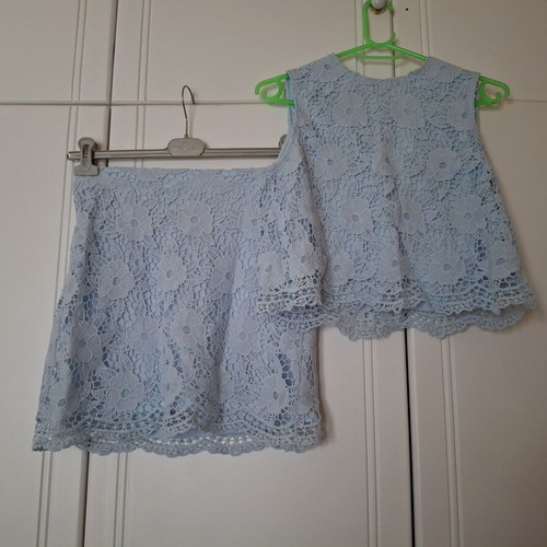 Set skirt and top turquoise like new, size Medium