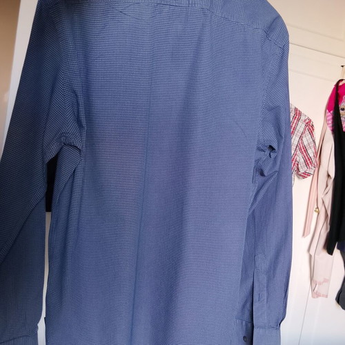 Navy & Green shirt like new, size L, blue