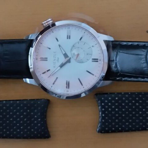 Kienzle 1822 men's wristwatch Bauhaus design with sapphire crystal