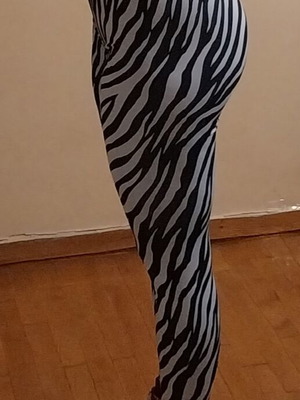 Nike sports leggings new, black and white, size S