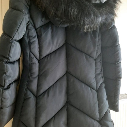 Long jacket like new, blue, size medium with fur hood