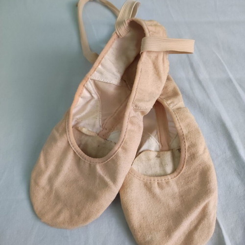 Bloch ballet shoes used, size 4C