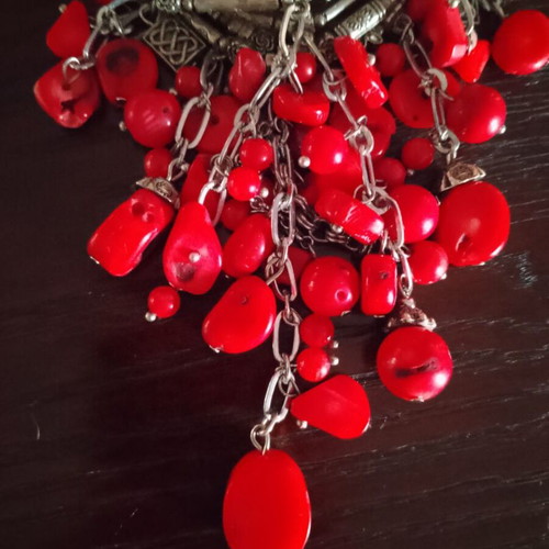 Natural coral vintage necklace like new, length 51 cm