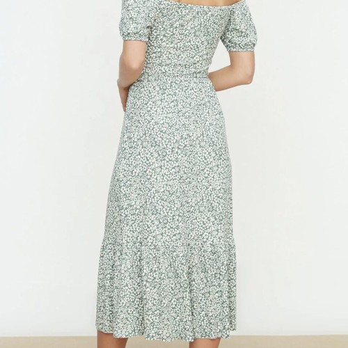 Floral dress size large Trendyol like new white green