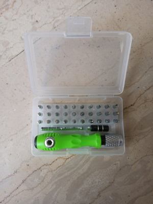 Мини магнитен комплект отвертки 32 в 1 с плоска глава нов