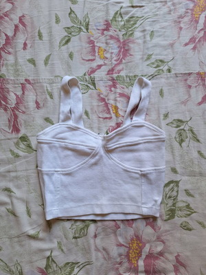 Cropped top λευκό σαν καινούργιο, μέγεθος S