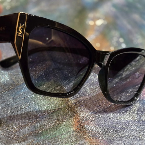 Yves Saint Laurent glasses like new