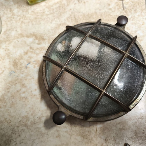 Turtle outdoor lamp like new for garden or veranda
