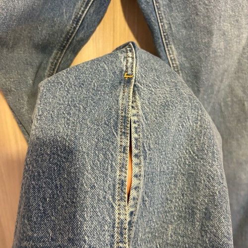 Mango jeans with flared legs and ankle slit like new, turquoise