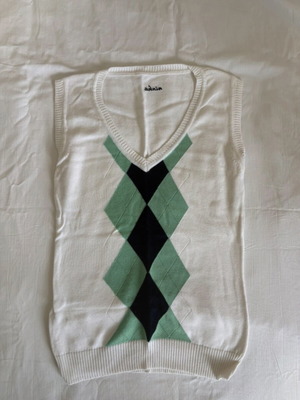 Ninka vest 100% cotton like new, white and green