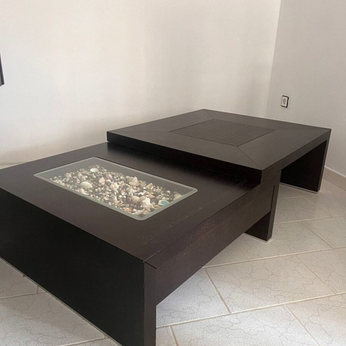 Join coffee tables set made of solid walnut wood, like new