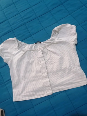 Sisley cropped top used, size S, white, short sleeve