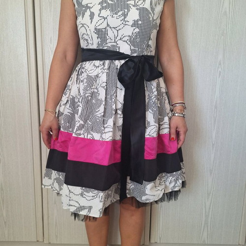 Manolo formal dress size L like new with belt
