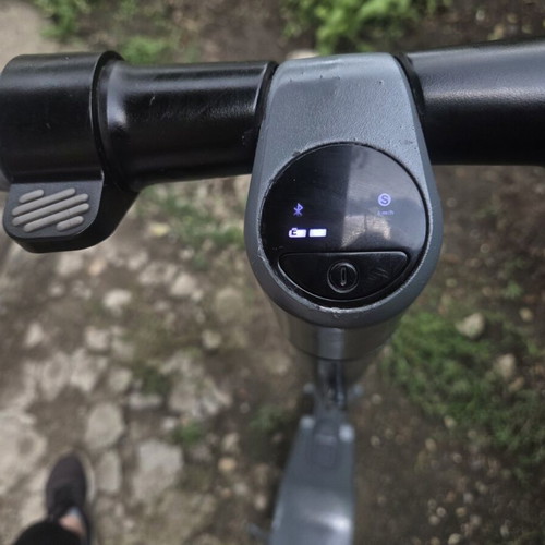 Ninebot by Segway ES2 electric scooter