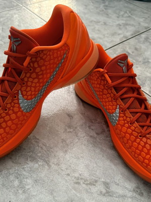Nike Kobe 6 Protro Total Orange shoes like new