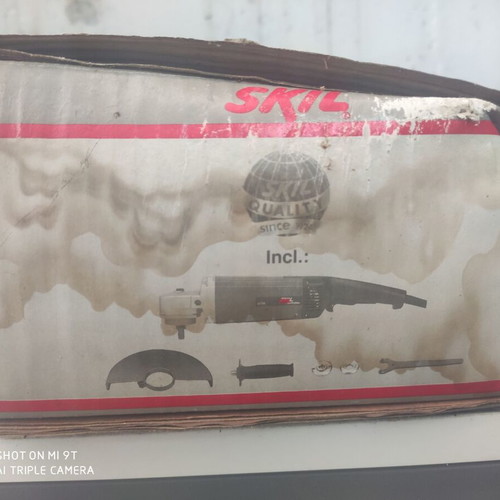Skil 230mm 2200W Professional Angle Grinder new