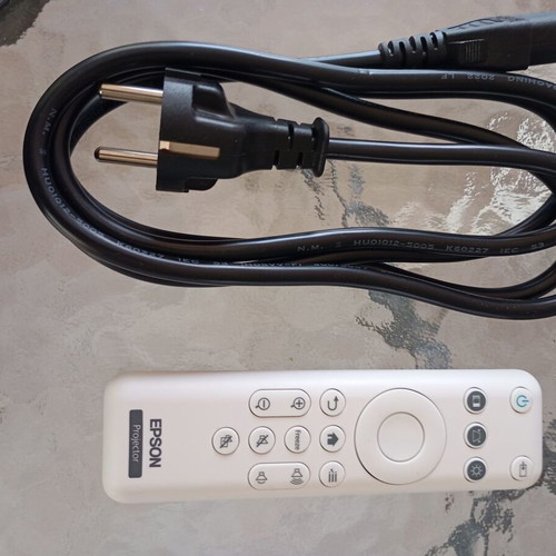 Epson CO-WO1 projector new