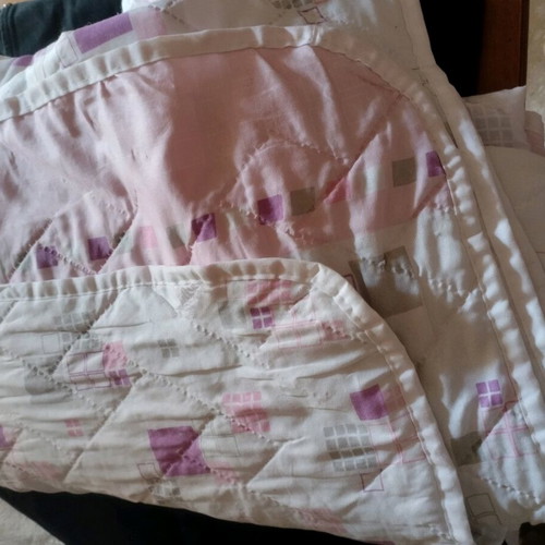 Quilt used 2.00x2.20 with slightly faded corner