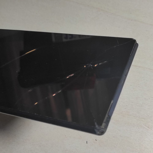 Lenovo Tab 4 TB-8504F 8" WiFi tablet used with broken screen for parts