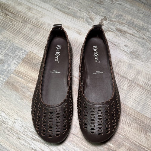 Kickers leather ballet flats brown perforated slip-on shoes EU 37