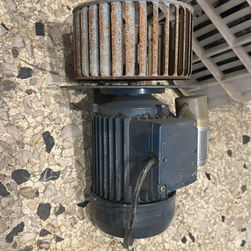 Electric motor with integrated centrifugal fan used