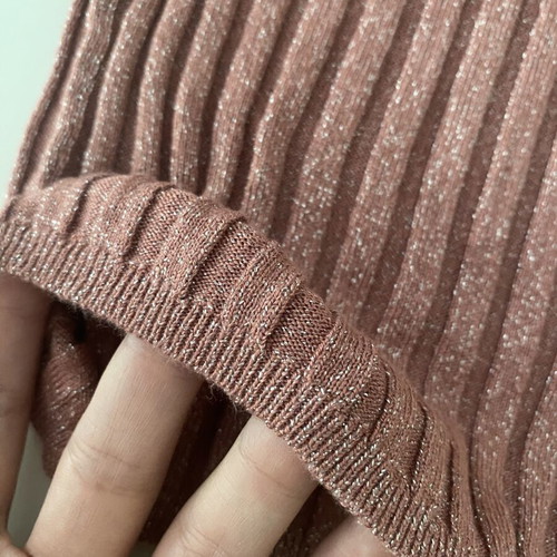 Rose gold knitted sleeveless top like new, size S