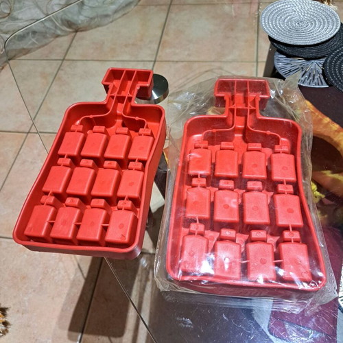 Disaronno Silicone Ice Trays 2 pcs new