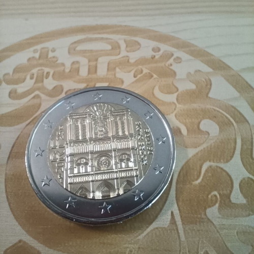 France 2 euro 2025 Notre Dame coin new, in capsule