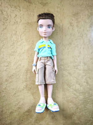 Bratz Boyz Cameron collectible doll like new